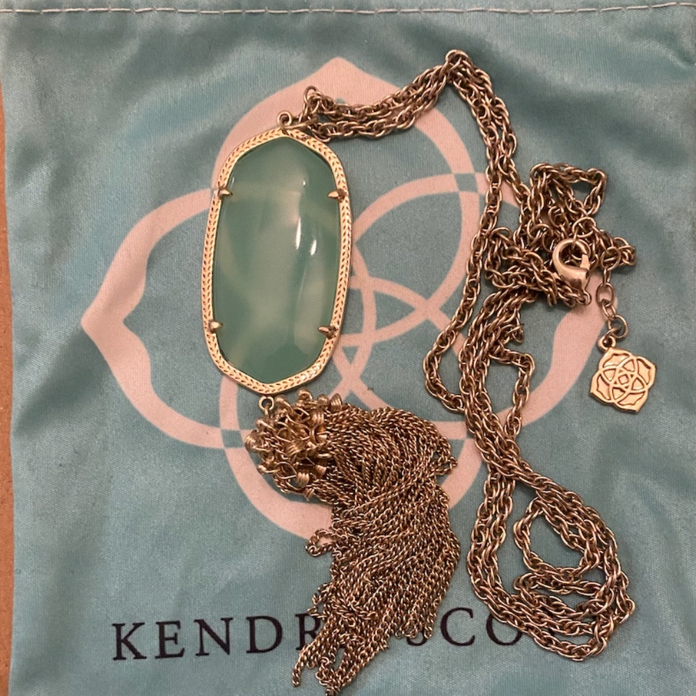 Chalcedony Rayne necklace